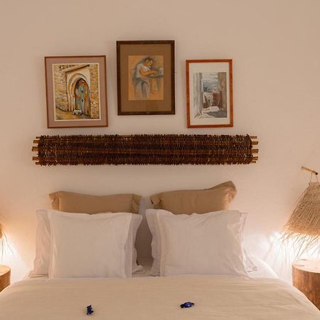 Cheeky Monkey Hotel Ghar el-Melh Esterno foto